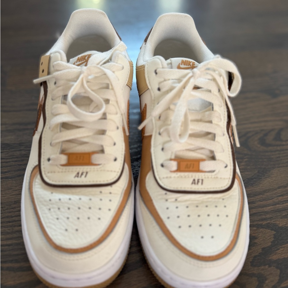 Nike AF1 Low Cream and Tan Sneakers Sz 8 M